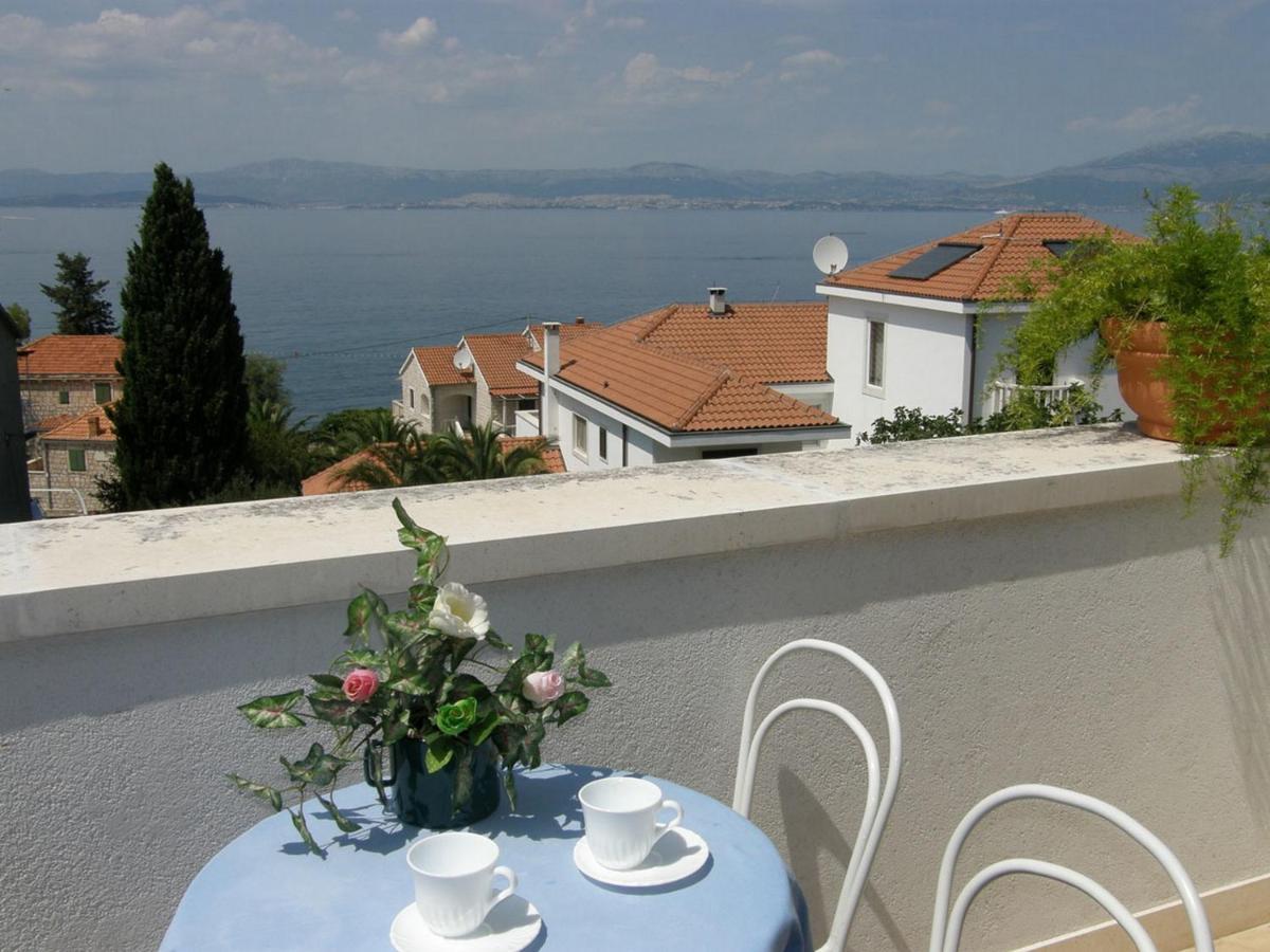 Villa Renipol Adults Only Сутиван Екстериор снимка