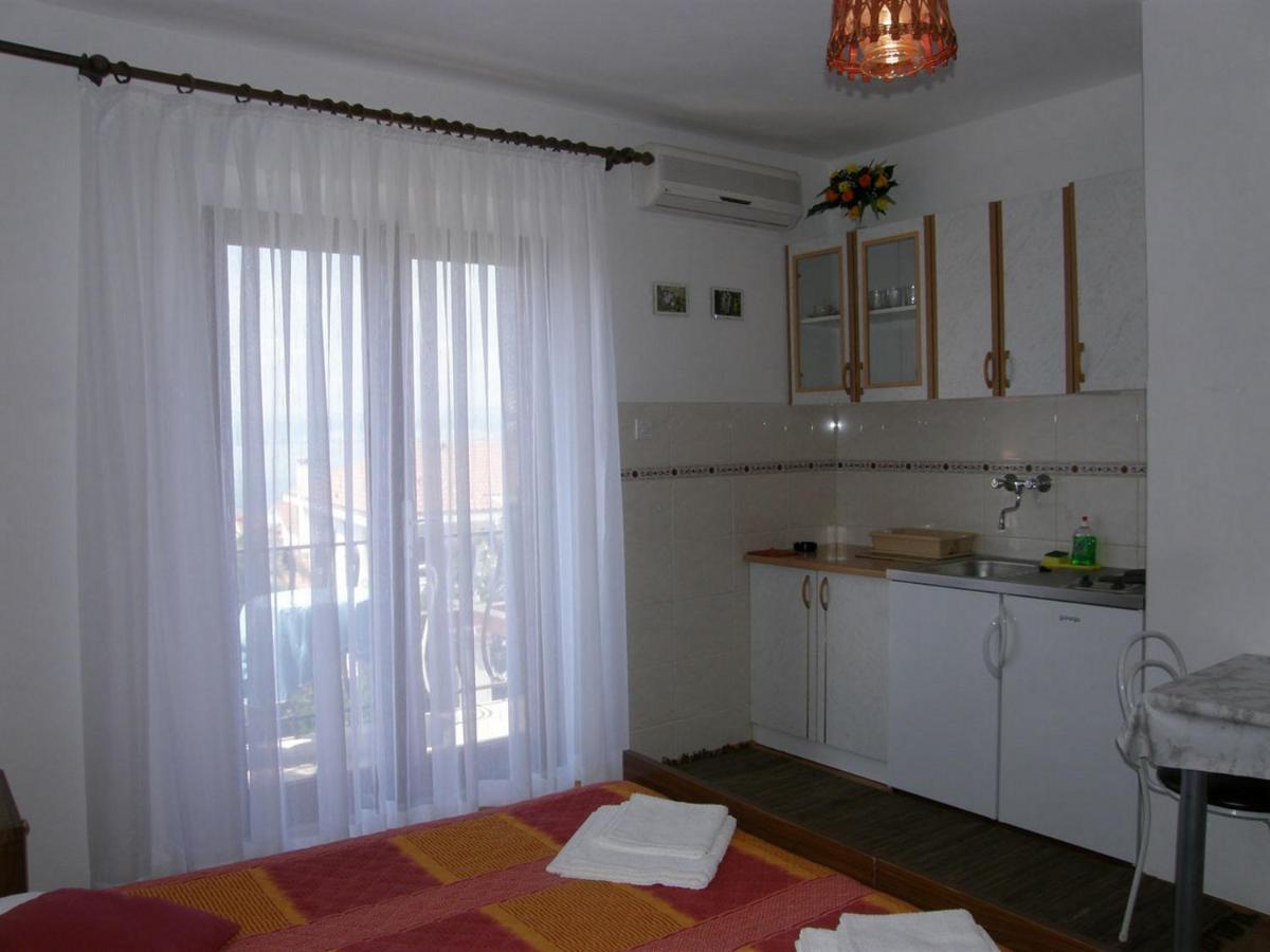 Villa Renipol Adults Only Сутиван Екстериор снимка