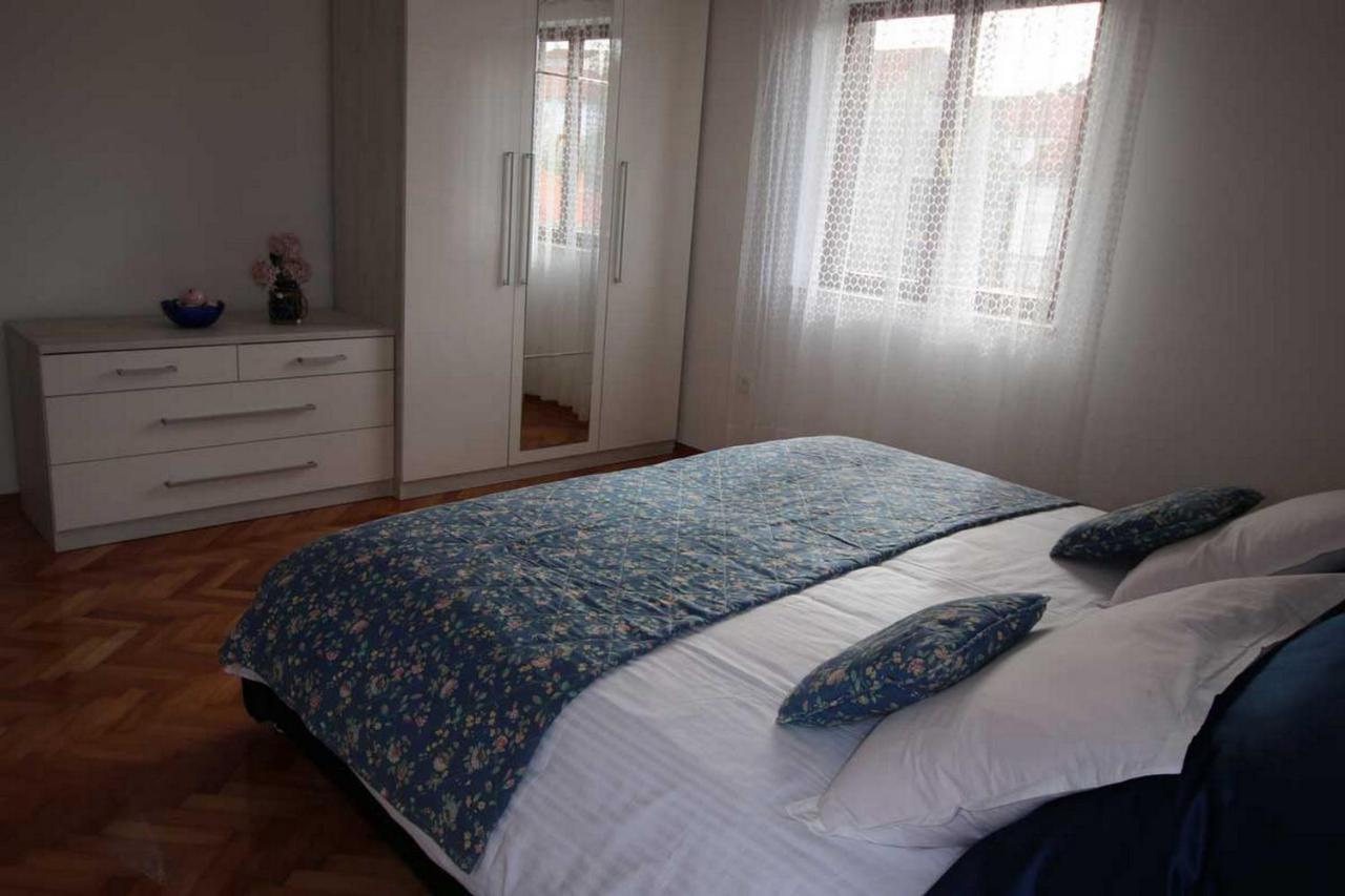 Villa Renipol Adults Only Сутиван Екстериор снимка