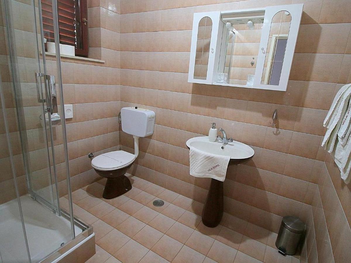Villa Renipol Adults Only Сутиван Екстериор снимка