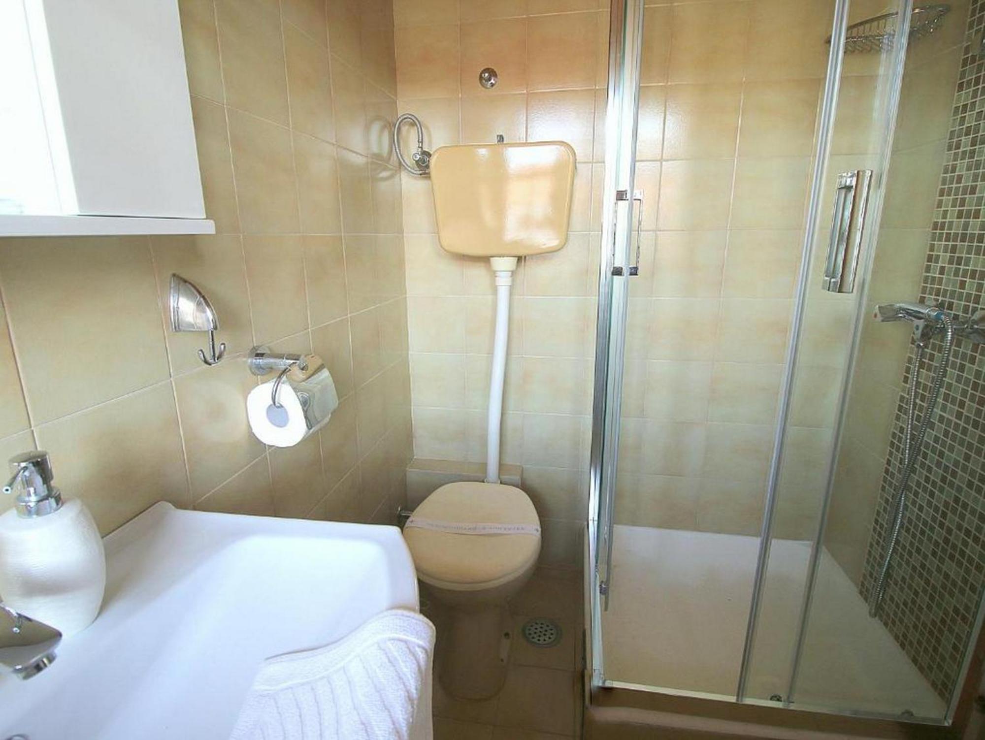 Villa Renipol Adults Only Сутиван Стая снимка