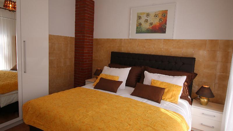 Villa Renipol Adults Only Сутиван Екстериор снимка