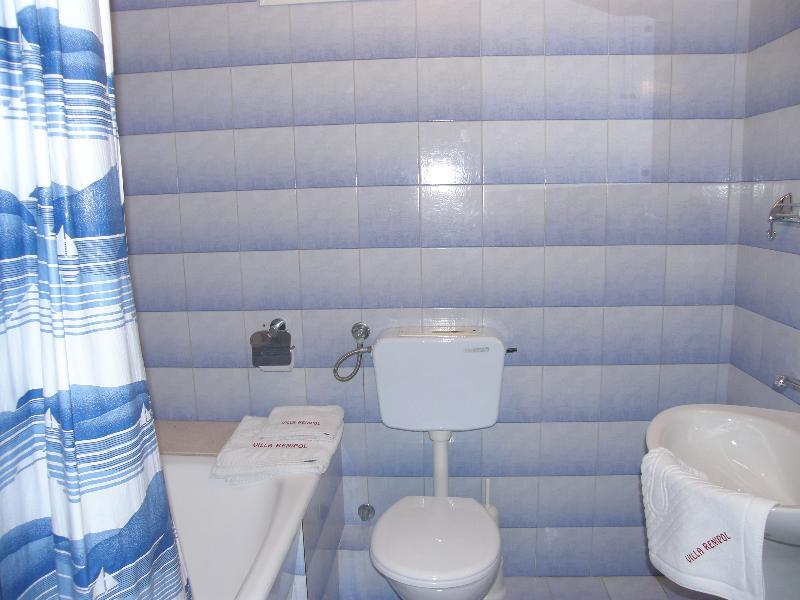 Villa Renipol Adults Only Сутиван Екстериор снимка