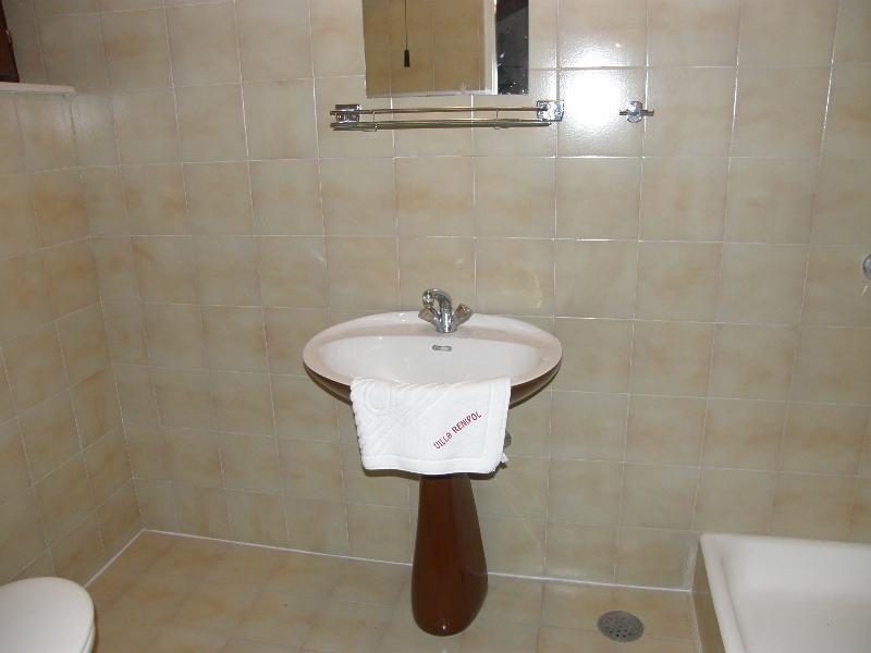 Villa Renipol Adults Only Сутиван Екстериор снимка